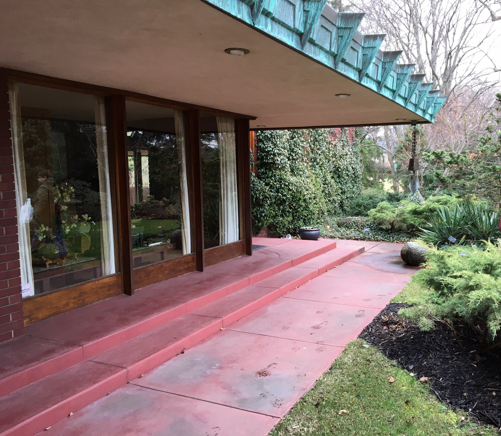 Samara is one of the last examples of Frank Lloyd Wright's Usonian period designs.